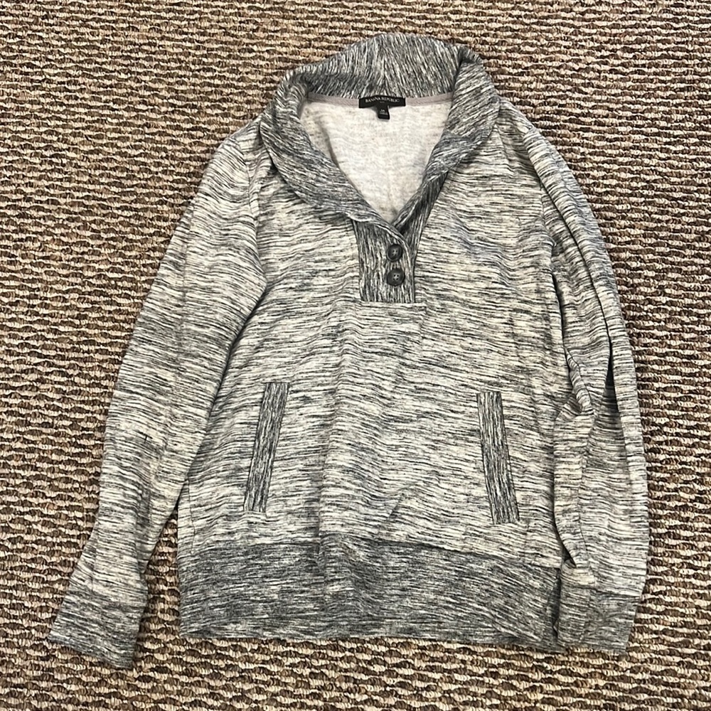 Banana Republic black and white marble  shawl sweatshirt size Medium